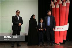 مراسم اختتامیه جشنواره مداد قرمز در تالار ایوان شمس تهران برگزار شد